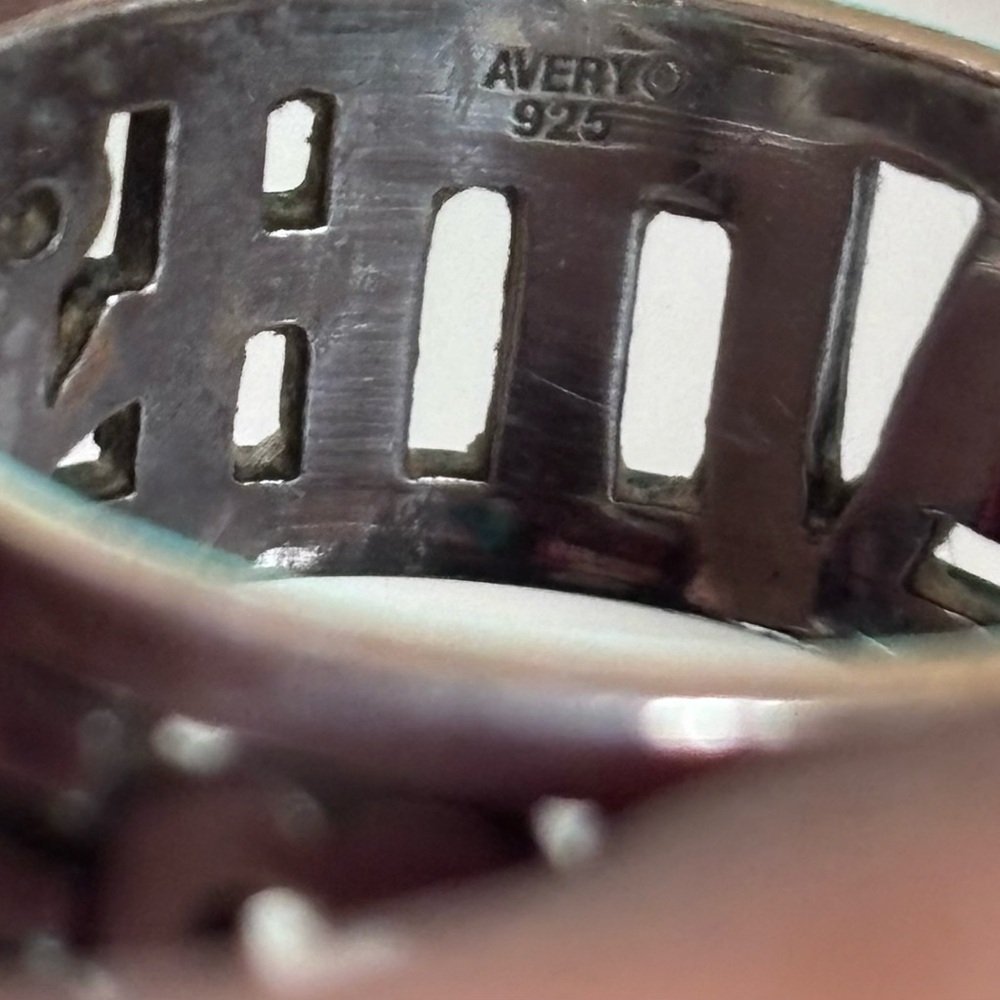James Avery Retired Faith Hope Love Sterling Silver Ring (DG7157509) Size 10 - Picture 4 of 4